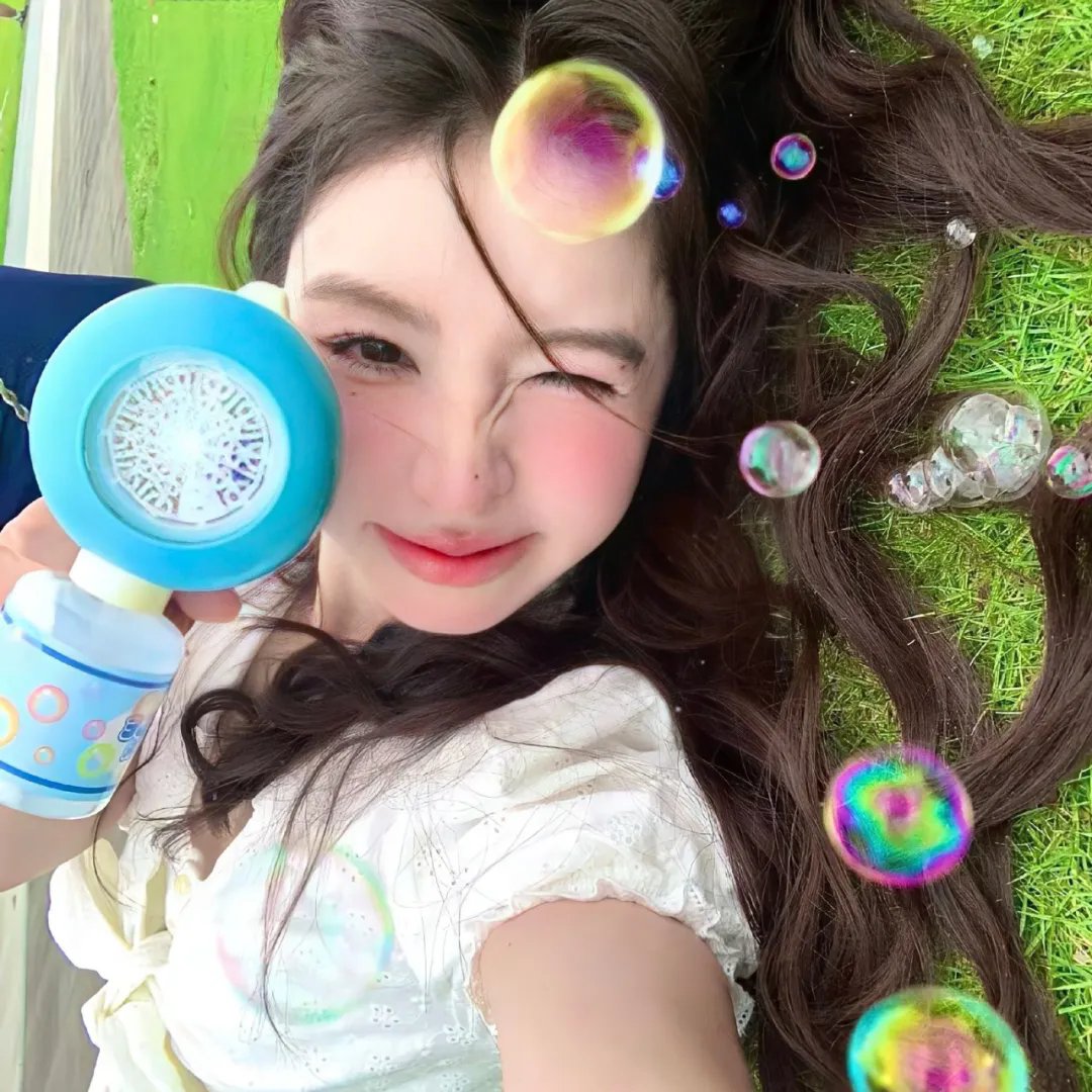 百合的雨声 在线观看封面