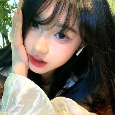 加布里埃拉,丁香和肉桂 在线观看封面